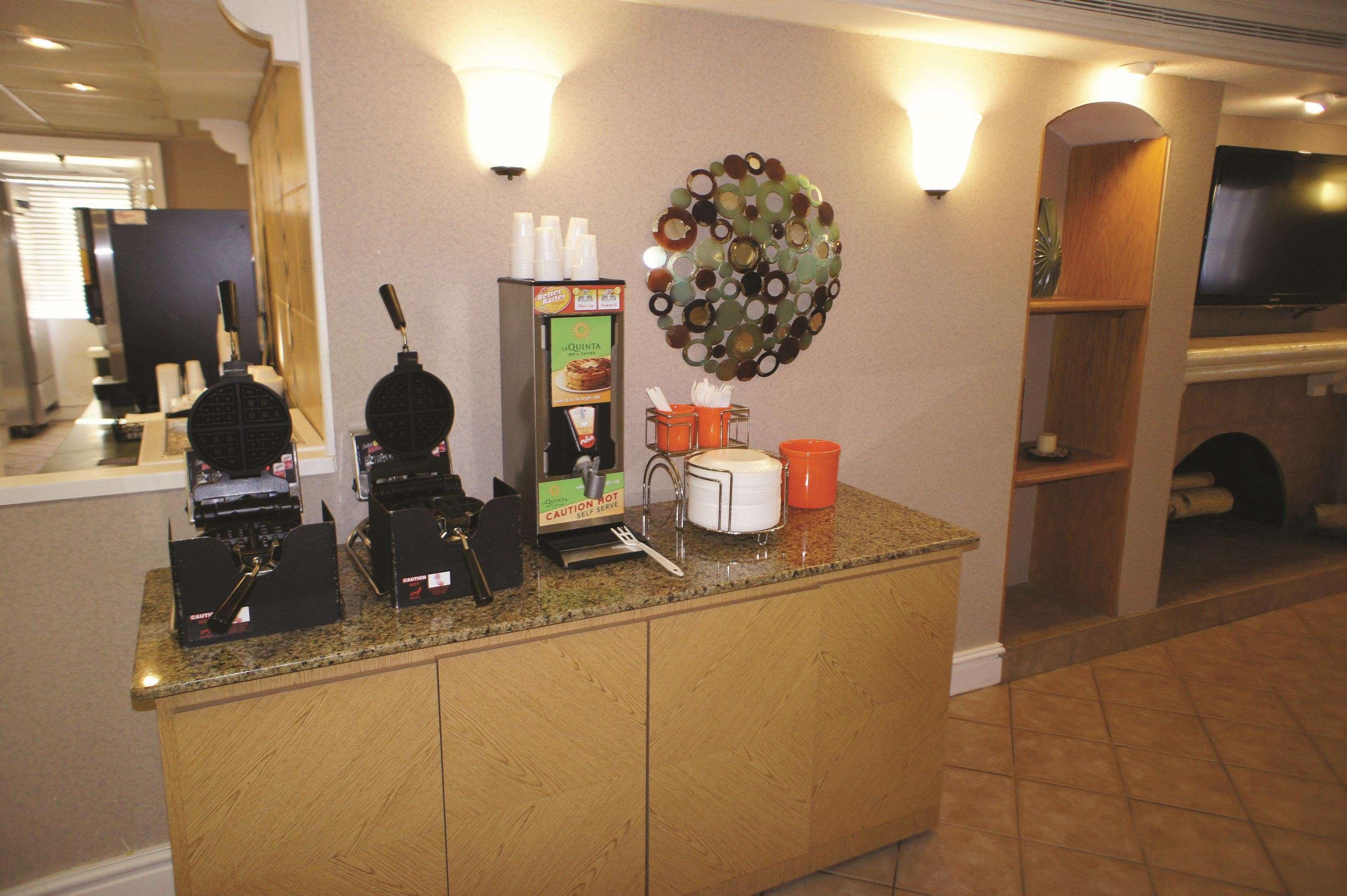 La Quinta Inn By Wyndham Norfolk Virginia Beach Exteriér fotografie